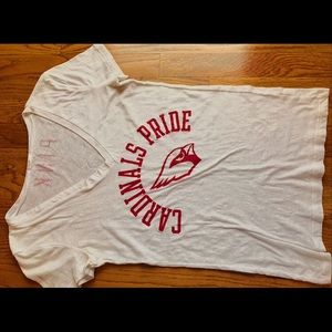 VS PINK, Cardinals V-neck